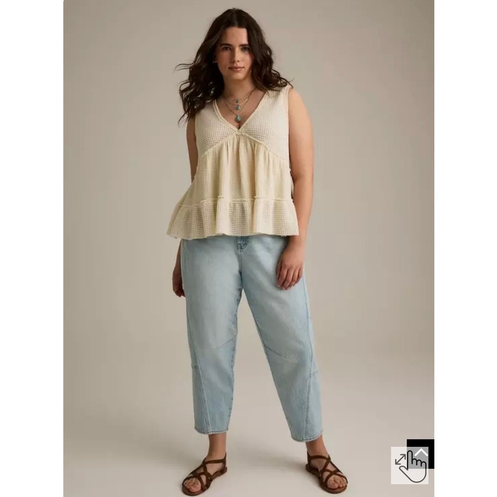 TORRID FESTI Light Wash Barrel Leg Jeans Seam Detail High Rise Denim Size 18R